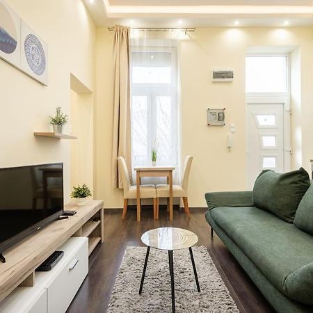 Peppy Home Of Harmony Budapeste Exterior foto